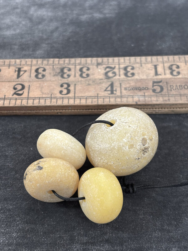 Vintage Pale Yellow Faux Amber Beads - Image 4